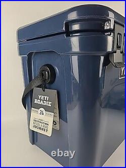 YETI Roadie 24 Hard Cooler Navy Blue Clean