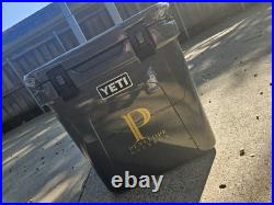 YETI Roadie 48 Wheeled Cooler Charcoal Grey