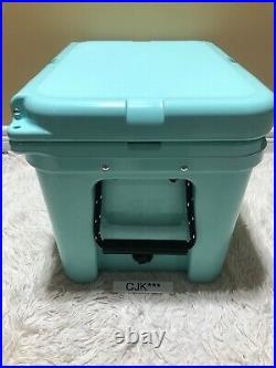 YETI TUNDRA 35 HARD COOLER LTD EDITION SEAFOAM! WithDRY GOODS BASKET, SEE PICS