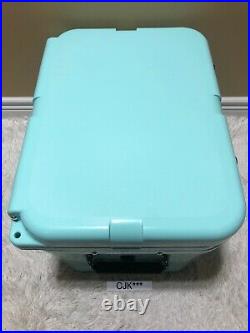 YETI TUNDRA 35 HARD COOLER LTD EDITION SEAFOAM! WithDRY GOODS BASKET, SEE PICS