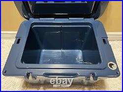 YETI TUNDRA 35 hard cooler CUSTOM NAVY! +DRY GOODS BASKET+LIGHT BLUE LATCH KIT