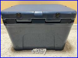 YETI TUNDRA 35 hard cooler? CUSTOM NAVY! +DRY GOODS BASKET+? PINK LATCH KIT