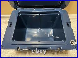 YETI TUNDRA 35 hard cooler? CUSTOM NAVY! +DRY GOODS BASKET+? PINK LATCH KIT