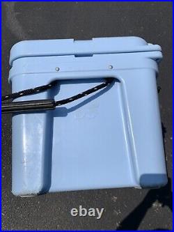 YETI TUNDRA 65 Ice Blue Cooler! RARE HARD TO FIND LIMITED EDITION USED