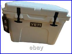 YETI Tundra 35 Cooler White NEW OPEN BOX