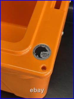 YETI Tundra 45 Cooler with Basket? King Crab Orange? NWT