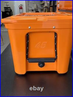 YETI Tundra 45 Cooler with Basket? King Crab Orange? NWT