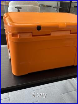 YETI Tundra 45 Cooler with Basket? King Crab Orange? NWT