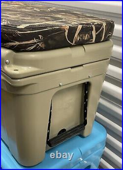 YETI Tundra 45 Desert Tan Cooler Camo Cushion New Nice! In Original Boxes