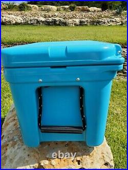 YETI Tundra 45 Reef Blue Cooler Limited Edition Color USED