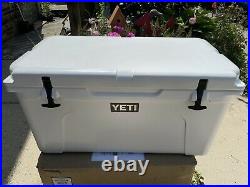 YETI Tundra 65 Cooler Used Store Display Great Condition USA made Bear Tuff
