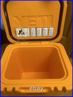 Yeti 10022260000 Roadie 24 Hard Cooler King Crab Orange Ice Box