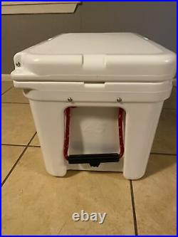 Yeti COORS Limited Edition Tundra 45 Qt Cooler! Rare