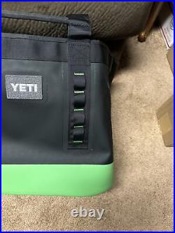 Yeti Camino Carryall 35 CANOPY GREEN Tote Bag