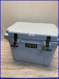 Yeti Cooler Roadie 20 Ice Blue Cooler Discontinued Retired #3716