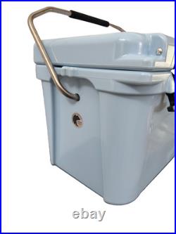 Yeti Cooler Roadie 20 Ice Blue Cooler Discontinued Retired #3716
