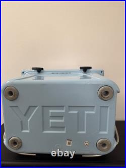 Yeti Cooler Roadie 20 Ice Blue Cooler Discontinued Retired #3716