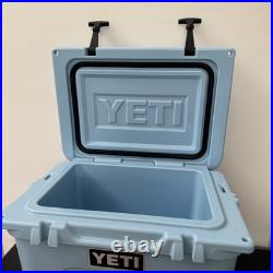 Yeti Cooler Roadie 20 Ice Blue Cooler Discontinued Retired #3716