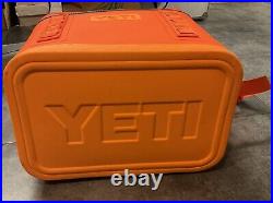 Yeti HOPPER FLIP 18 Soft-Sided Portable Cooler King Crab Orange