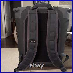 Yeti HOPPER M12 Backpack Cooler Soft-Sided Portable Bag Charcoal