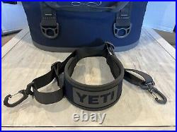 Yeti Hooper Soft Cooler Navy Blue