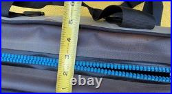 Yeti Hopper 20 Fog Gray Black Cooler Bag with Strap Soft Side Great Condition -new