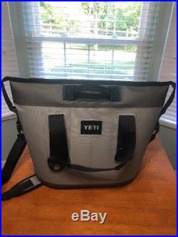 Yeti Hopper 20 Soft Side Portable Cooler Gray withBlue-Pre-Owned, Mint Condition