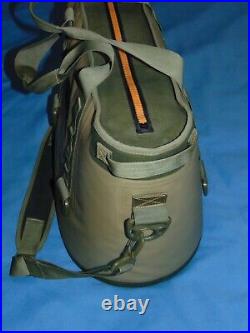 Yeti Hopper 30 Cooler Rare Tan/green/orange