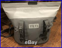 Yeti Hopper 30 Soft Cooler Charcoal BRAND NEW and FREE SHIPPING