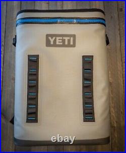 Yeti Hopper BackFlip 24 Soft Sided / Backpack Cooler Fog Gray
