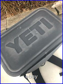 Yeti Hopper Backflip 24 Cooler/backpack Gray Gently Used Discontinued