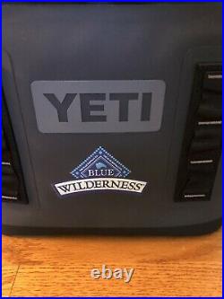 Yeti Hopper Flip 12 Soft Cooler Charcoal W Logo Brand New In Box FREE SHIPPING