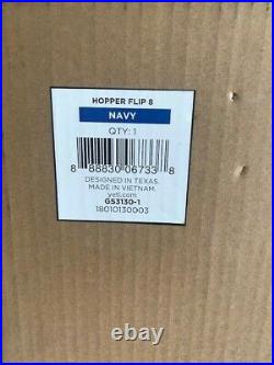 Yeti Hopper Flip 8 Portable Cooler Navy New in the Box