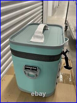 Yeti Hopper Flip 8 Soft Cooler Aquifer Blue Limited Edition Store Display Used