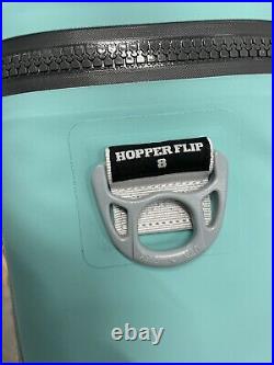 Yeti Hopper Flip 8 Soft Cooler Aquifer Blue Limited Edition Store Display Used