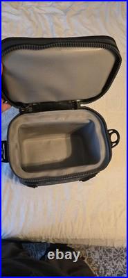 Yeti Hopper Flip 8 Soft Cooler Charcoal (18010130001)