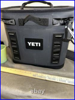 Yeti Hopper Flip 8 Soft Cooler Charcoal GUC (18010130001)