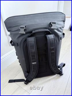 Yeti Hopper M20 Soft Backpack Cooler Black, Leakproof, Portable Ice Chest NWOT