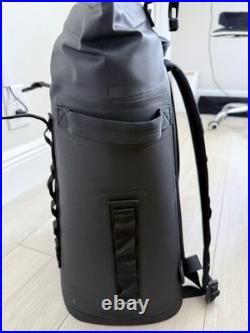 Yeti Hopper M20 Soft Backpack Cooler Black, Leakproof, Portable Ice Chest NWOT