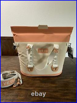 Yeti Hopper M30 Cooler King Crab Orange