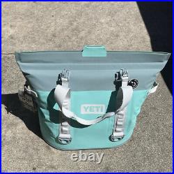 Yeti Hopper M30 Soft Cooler Aquifer Blue Strap Magnetic Retired Color NEW