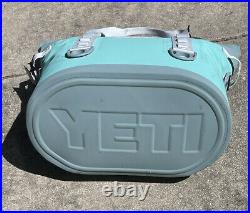 Yeti Hopper M30 Soft Cooler Aquifer Blue Strap Magnetic Retired Color NEW