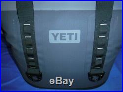 Yeti Hopper M30 Soft Cooler Charcoal Magnetic seal / wide mouth Brand NEW