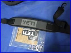 Yeti Hopper M30 Soft Cooler Charcoal Magnetic seal / wide mouth Brand NEW
