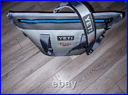 Yeti Hopper Two 20 Cooler COORS LIMITED EDITION Fog Gray/ Tahoe Blue Zipper