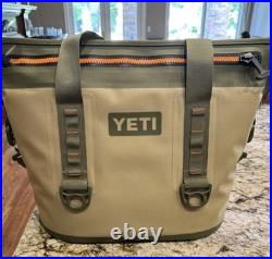 Yeti Hopper Two 20 Soft Cooler Field Green/Tan Orange with Zipper(slightly used)