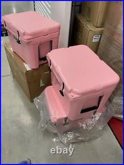 Yeti PINK Tundra 35 Cooler LIMITED EDITION NEW with Pink latch kit -2017 NOS