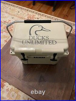 Yeti Roadie 20 Cooler Discontinued- Limited Edition Ducks Unlimited