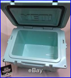 Yeti Roadie 20 Cooler Seafoam Green Limited Edition New Sold Out Color Display