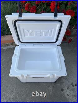Yeti Roadie 20 Cooler White with Handle and Plug. Rare. Discontinued. Limited